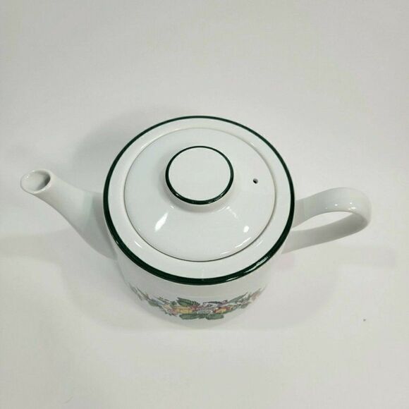 Vintage Christmas Noel Tradition Teapot - Picture 2 of 8